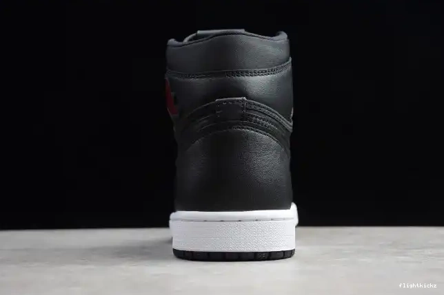 Retro Black Air OG Satin Jordan 555088-060 High 1 0517